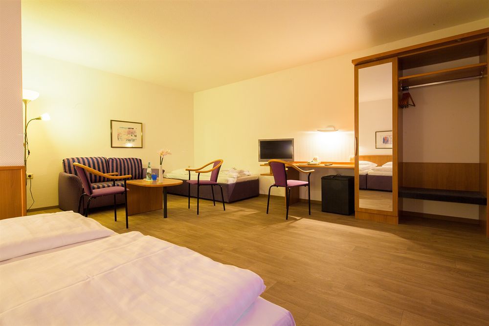 Motel Στράλσουντ Εξωτερικό φωτογραφία