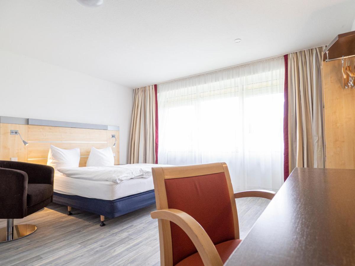 Motel Στράλσουντ Εξωτερικό φωτογραφία